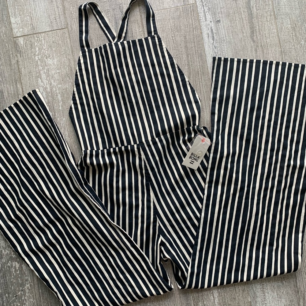 🔥🔥BILLABONG - STILL HERE JUMPSUIT🔥🔥 - Picture 3 of 8